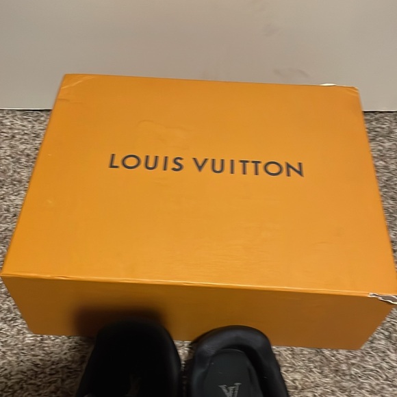 Louis Vuitton x Yayoi Kusama Trainer (Black Print) - Picture 6 of 8